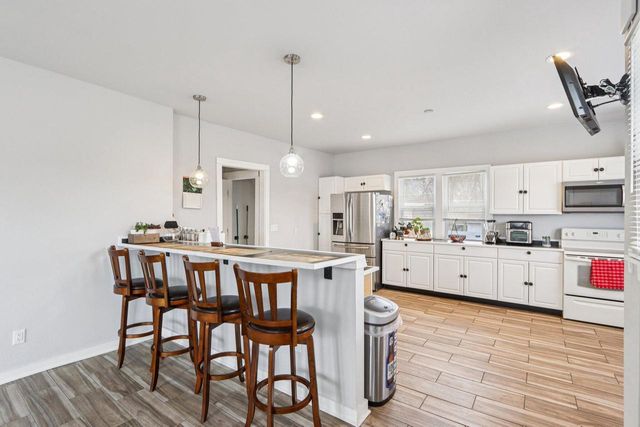 8051 N Granville ROAD, Milwaukee, WI 53224