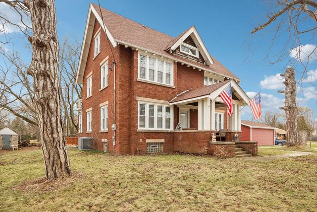 8051 N Granville ROAD, Milwaukee, WI 53224