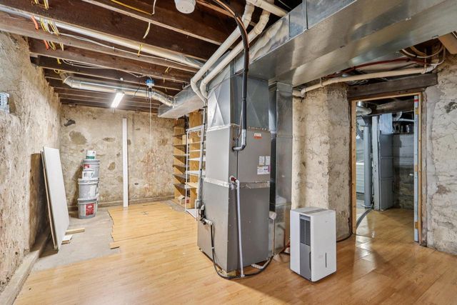 8051 N Granville ROAD, Milwaukee, WI 53224