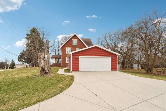 8051 N Granville ROAD, Milwaukee, WI 53224