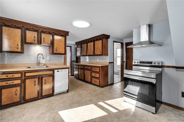 381 Young Street, Tonawanda, NY 14150