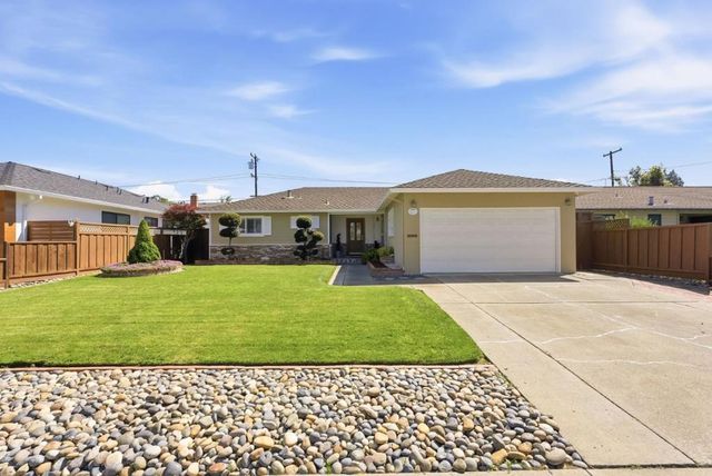 1126 W Knickerbocker Drive, Sunnyvale, CA 94087