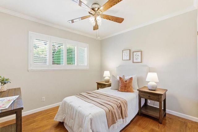 1126 W Knickerbocker Drive, Sunnyvale, CA 94087