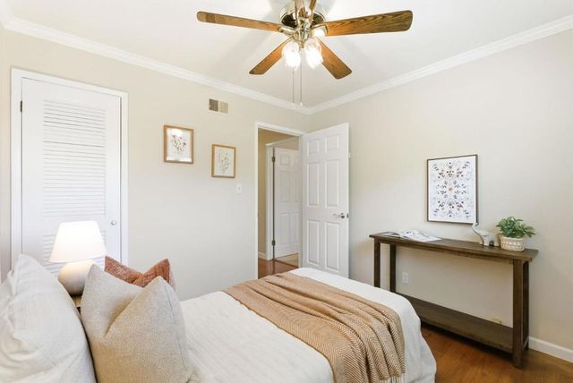 1126 W Knickerbocker Drive, Sunnyvale, CA 94087
