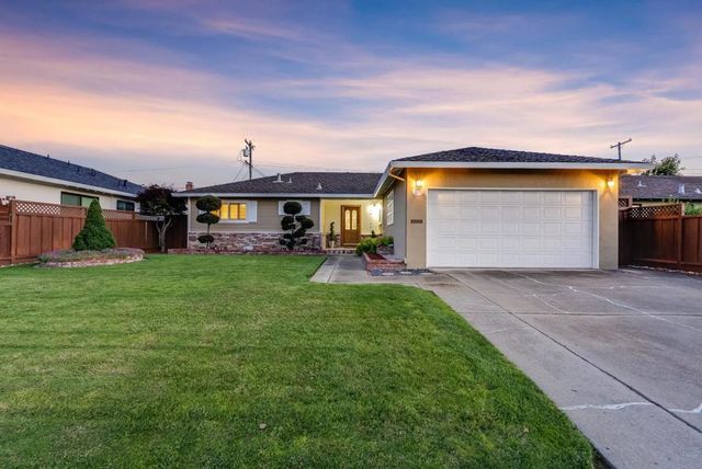 1126 W Knickerbocker Drive, Sunnyvale, CA 94087