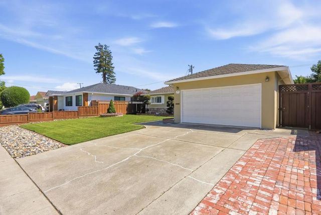1126 W Knickerbocker Drive, Sunnyvale, CA 94087