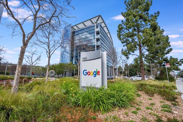 1126 W Knickerbocker Drive, Sunnyvale, CA 94087