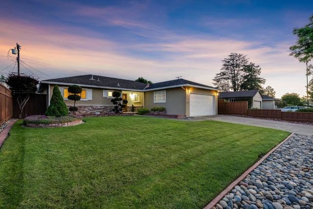1126 W Knickerbocker Drive, Sunnyvale, CA 94087