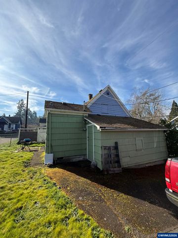 445 Wilson St S, Salem, OR 97302