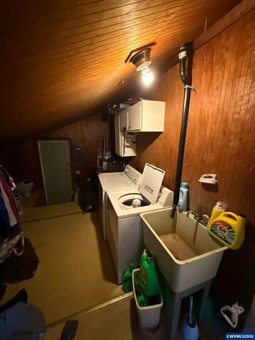 445 Wilson St S, Salem, OR 97302