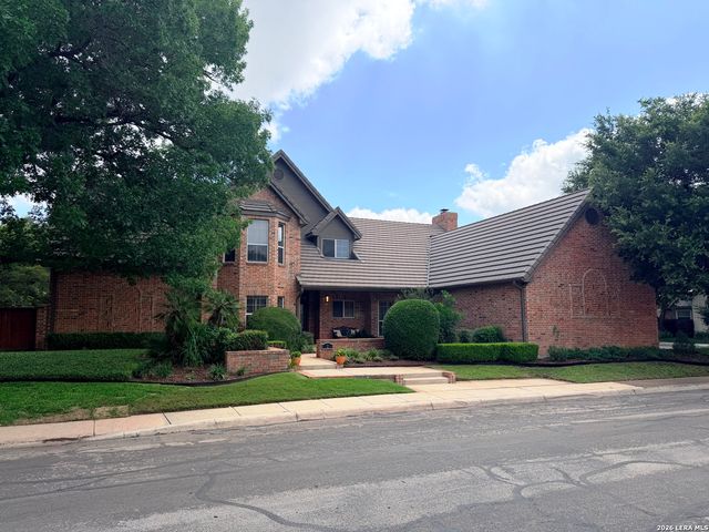 2 GRANBURG CIR, San Antonio, TX 78218