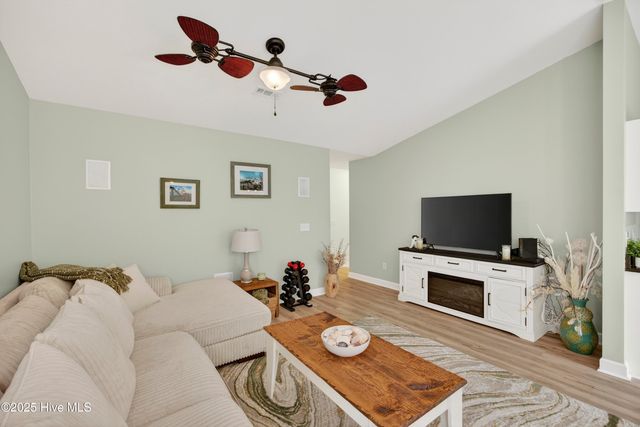 6709 Hailsham Drive, Wilmington, NC 28412