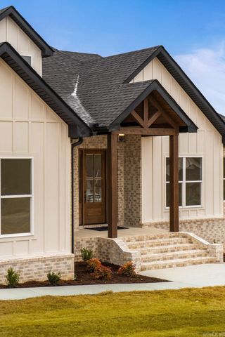 26 Avrey Lane, Greenbrier, AR 72058