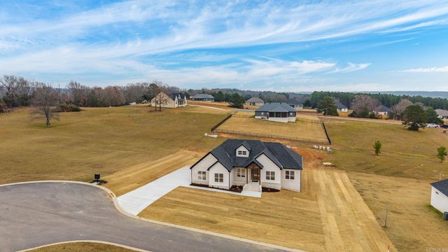 26 Avrey Lane, Greenbrier, AR 72058
