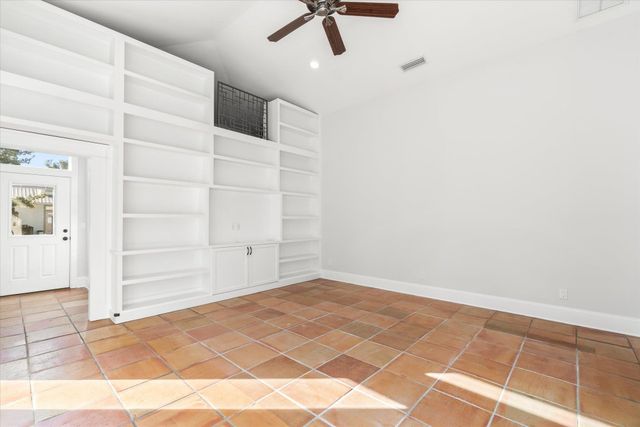 31 Cincinnati Avenue, St Augustine, FL 32084