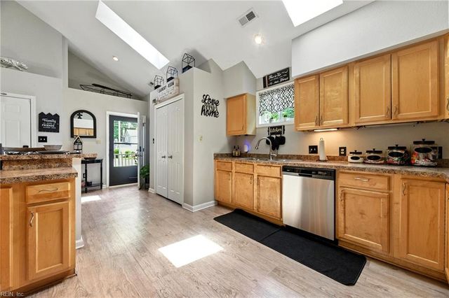 415 Raleigh AVE, Hampton, VA 23661