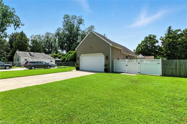 415 Raleigh AVE, Hampton, VA 23661