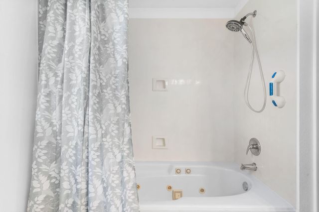 100 Micahs Xing, Reeds Spring, MO 65737