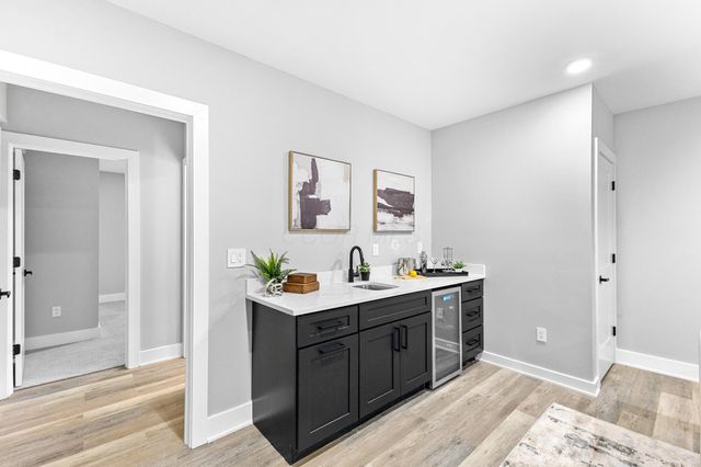 338 S Ohio Avenue, Columbus, OH 43205