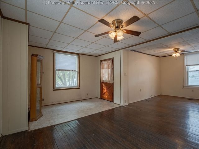 850 Greendale Drive, Charleston, WV 25302