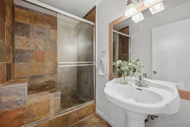 6949 Camino Revueltos, San Diego, CA 92111