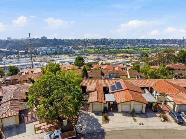6949 Camino Revueltos, San Diego, CA 92111