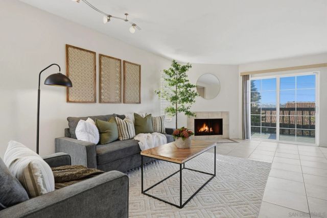 6949 Camino Revueltos, San Diego, CA 92111