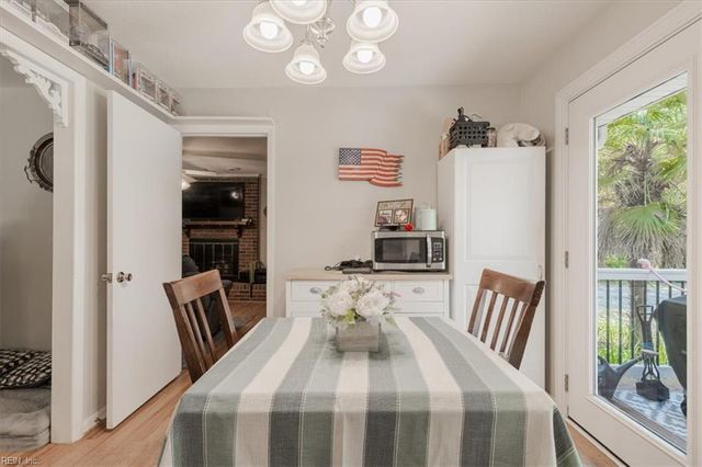 702 Seaford RD, Seaford, VA 23696