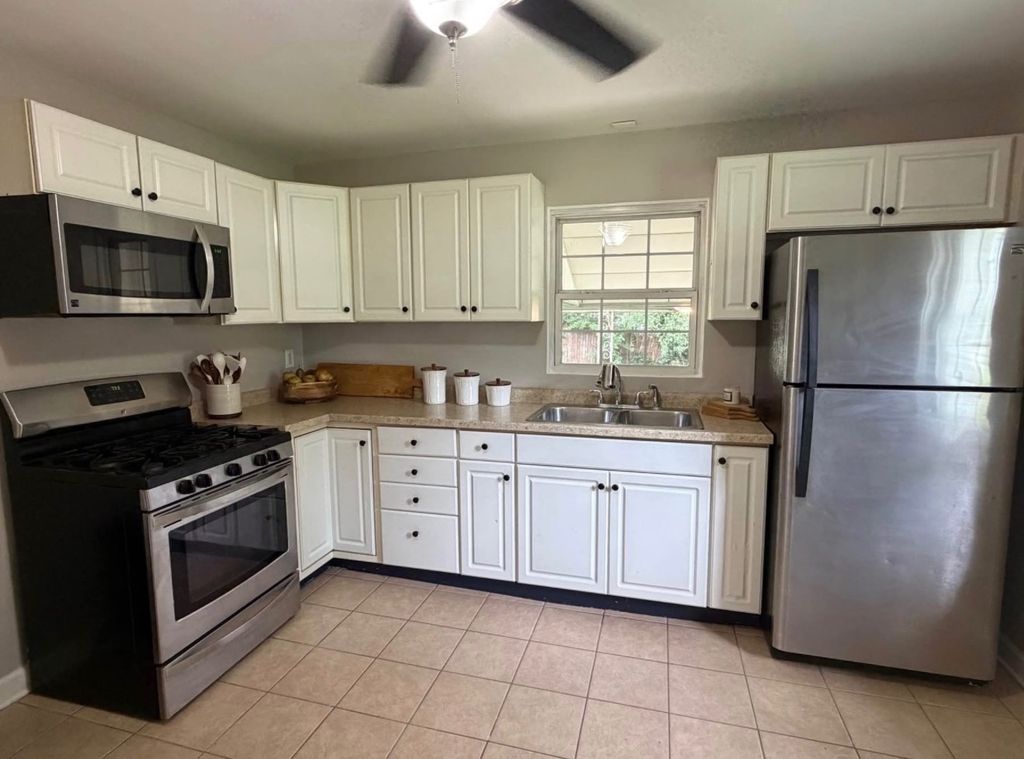 1009 Sherman Street, Joliet, IL 60433 — photo 3