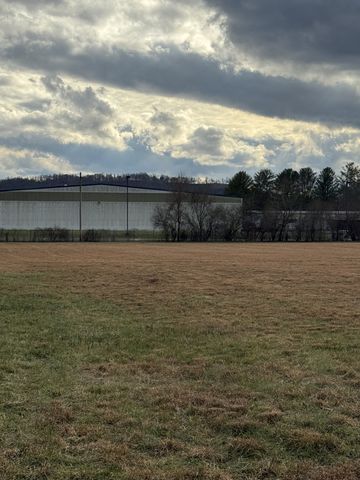 0 North Grundy Quarles Hwy, Gainesboro, TN 38562