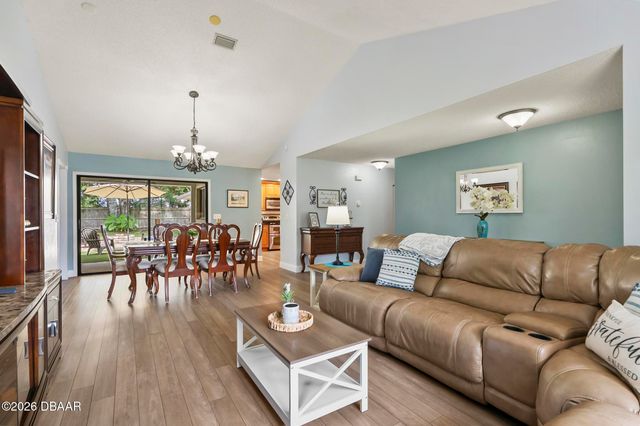 39 Brunett Lane, Palm Coast, FL 32137