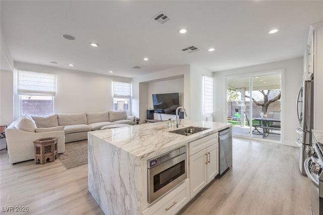 5404 Avent Ferry Street, Las Vegas, NV 89148