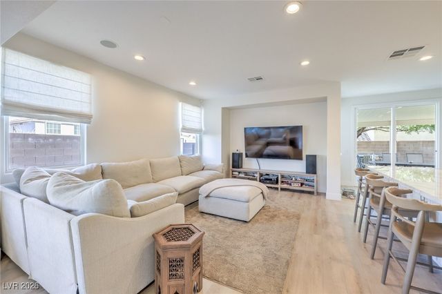 5404 Avent Ferry Street, Las Vegas, NV 89148