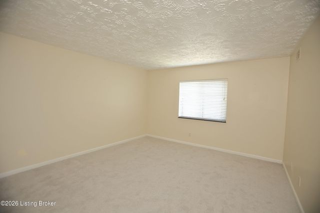 1600 Gardiner Ln 204, Louisville, KY 40205