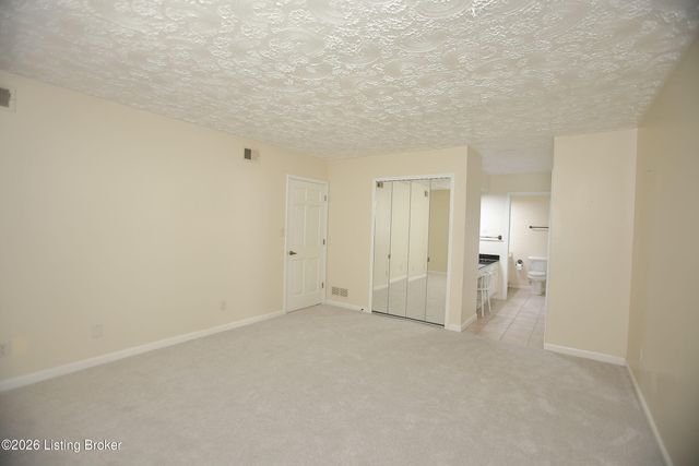 1600 Gardiner Ln 204, Louisville, KY 40205