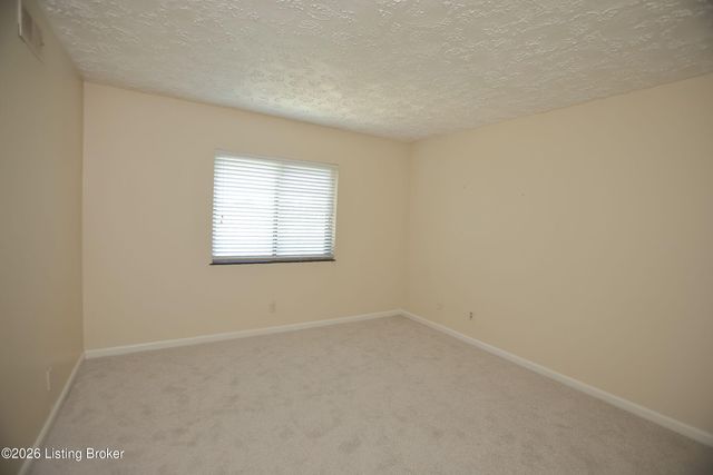 1600 Gardiner Ln 204, Louisville, KY 40205