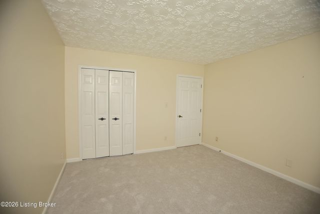 1600 Gardiner Ln 204, Louisville, KY 40205