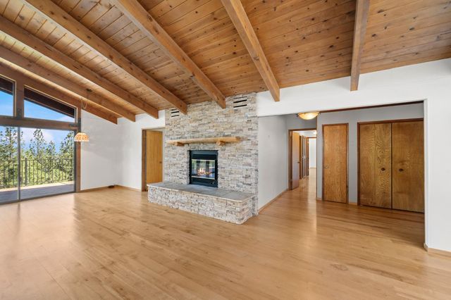 24717 Rodeo Flat Rd, Auburn, CA 95602