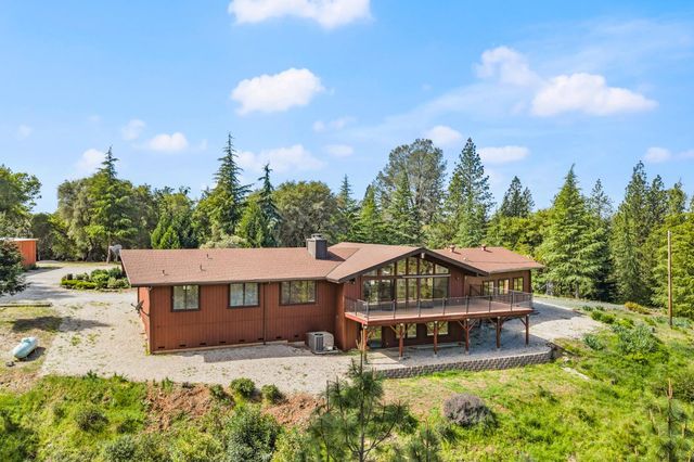 24717 Rodeo Flat Rd, Auburn, CA 95602