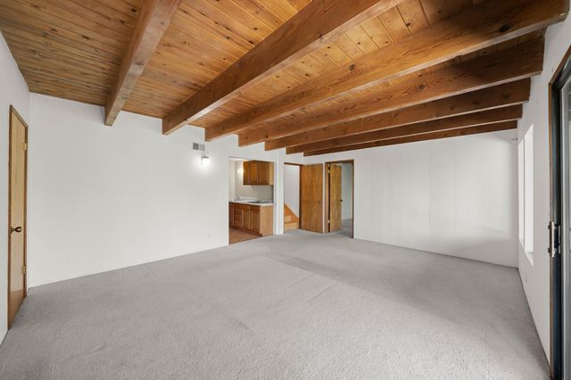 24717 Rodeo Flat Rd, Auburn, CA 95602