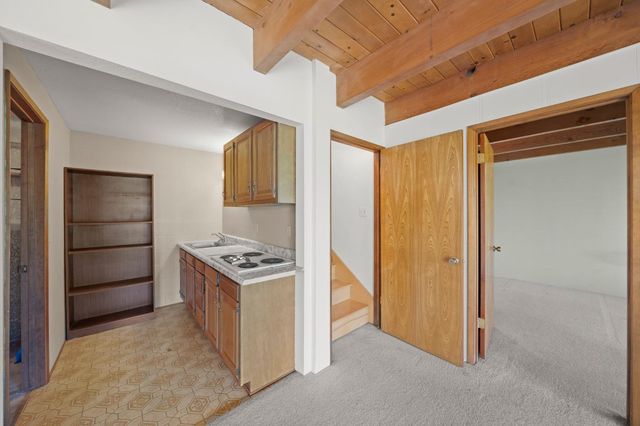 24717 Rodeo Flat Rd, Auburn, CA 95602