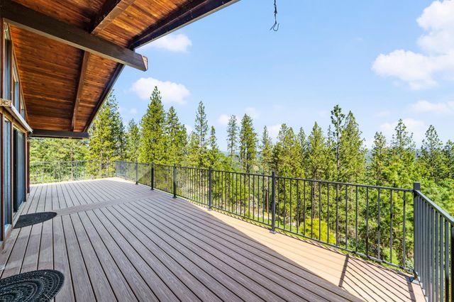 24717 Rodeo Flat Rd, Auburn, CA 95602