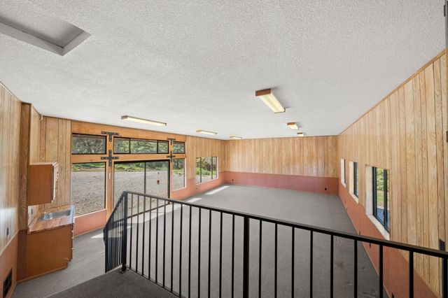 24717 Rodeo Flat Rd, Auburn, CA 95602