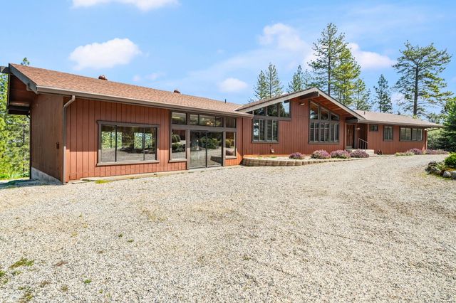 24717 Rodeo Flat Rd, Auburn, CA 95602