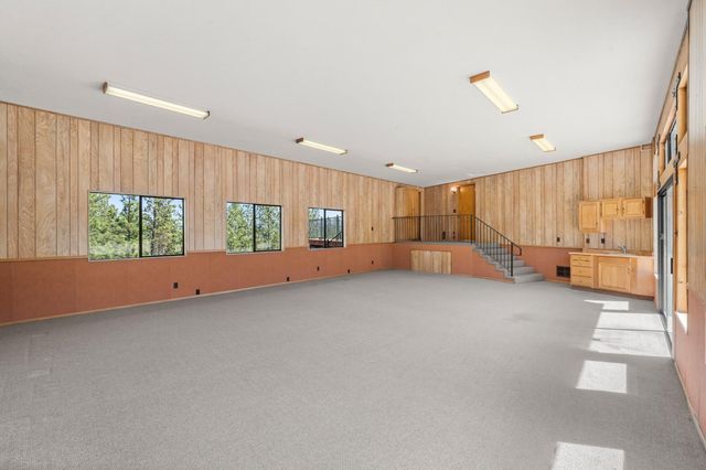 24717 Rodeo Flat Rd, Auburn, CA 95602