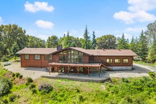 24717 Rodeo Flat Rd, Auburn, CA 95602