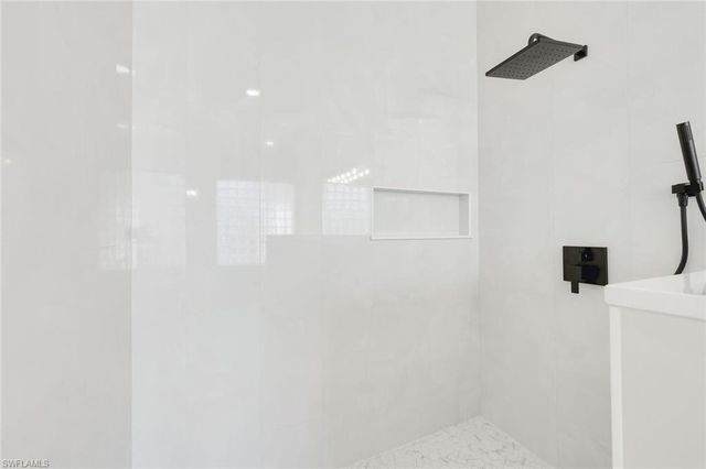 1524 SW 56th TER, Cape Coral, FL 33914