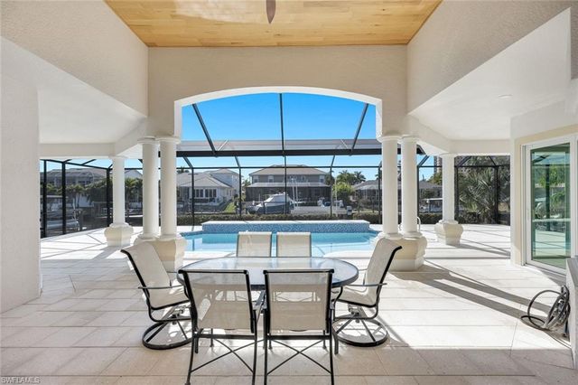 1524 SW 56th TER, Cape Coral, FL 33914