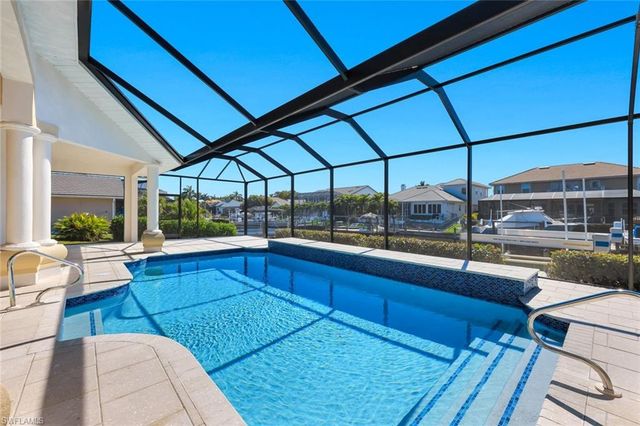 1524 SW 56th TER, Cape Coral, FL 33914