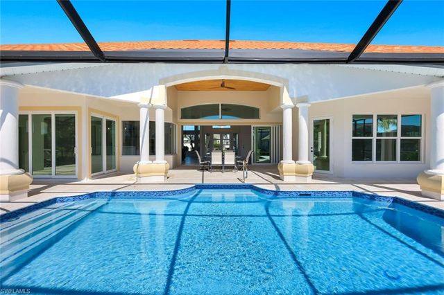 1524 SW 56th TER, Cape Coral, FL 33914